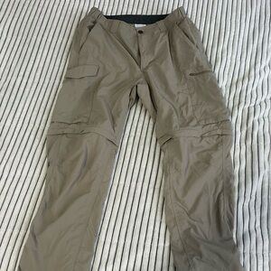 Columbia Men's Tan Cargo Pants